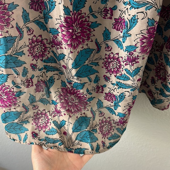 Let It Be Floral Sheer Tank Blouse - Picture 8 of 8